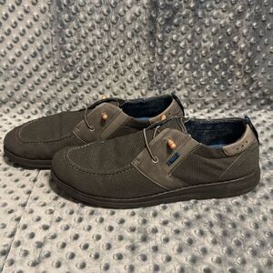 Men’s Nunn Bush Casual Slip-On’s.   WIDE